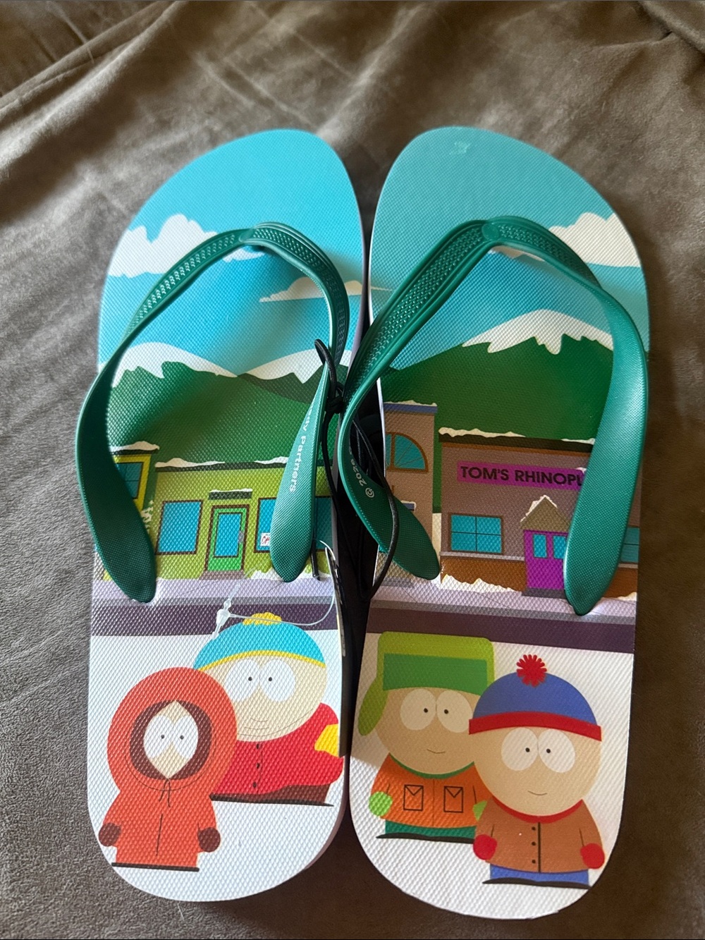 NWT South Park Flip Flops Cartman Kenny Stan Kyle Town Landscape Sandals